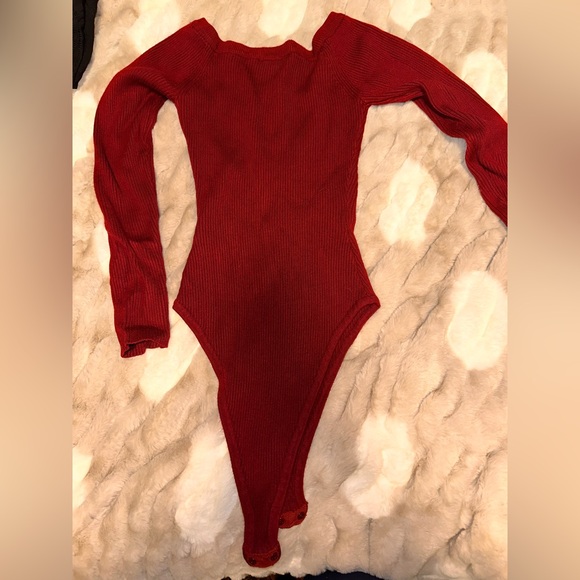 Red Ribbed body suit - Picture 3 of 3